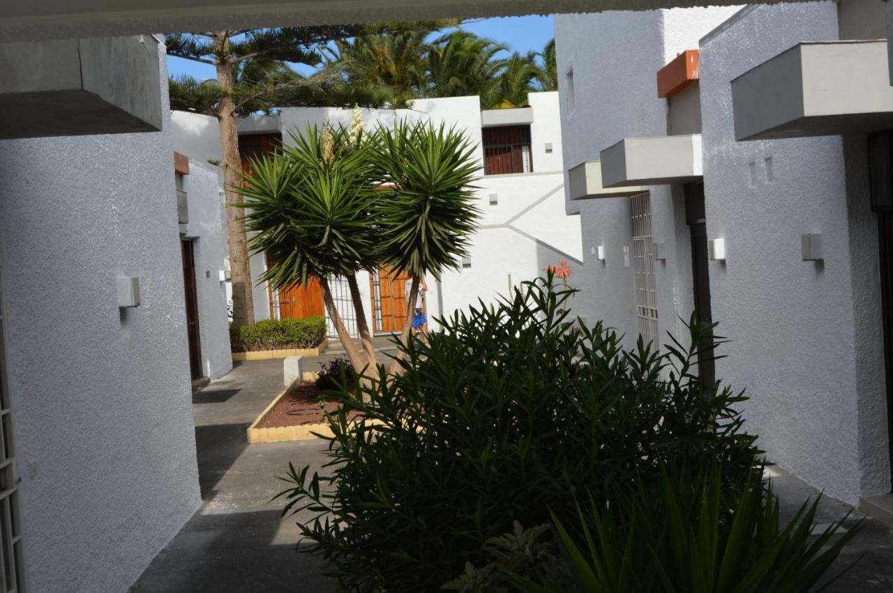 Residencial Primavera Costa Del Silencio Bagian luar foto