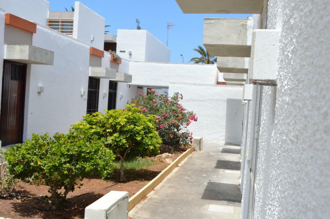 Residencial Primavera Costa Del Silencio Bagian luar foto